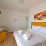 Royal Garni 3*