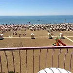 Royal Garnì Hotel 3*