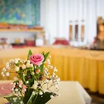 Hotel Royal Garni