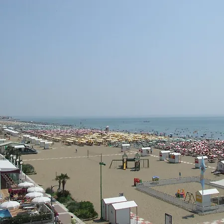 Hotel Royal Garni 3*